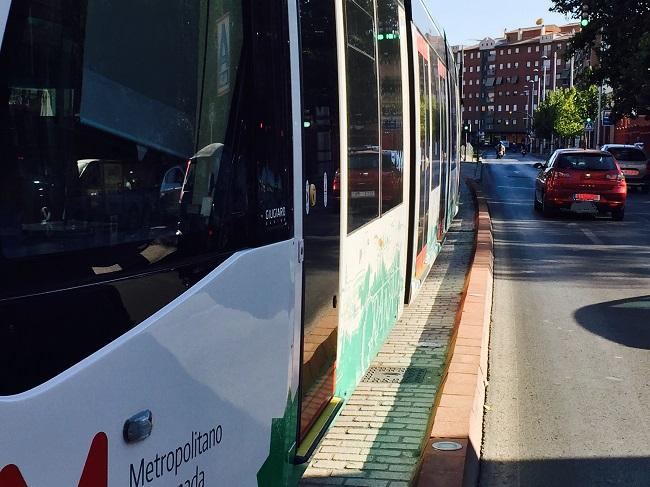 El Metro avanza por el Zaidín.