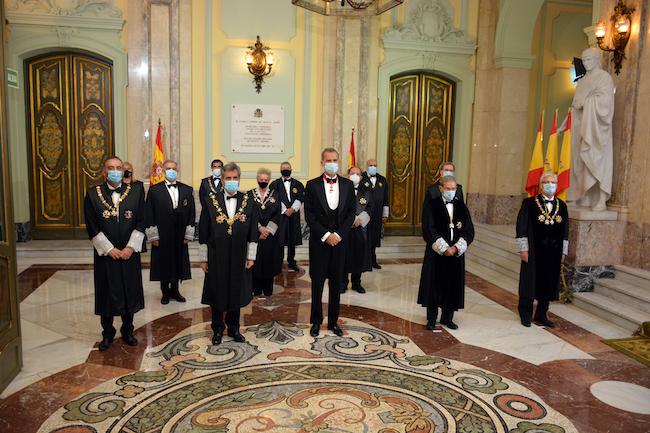 El rey con la Sala de Gobierno del Tribunal Supremo.