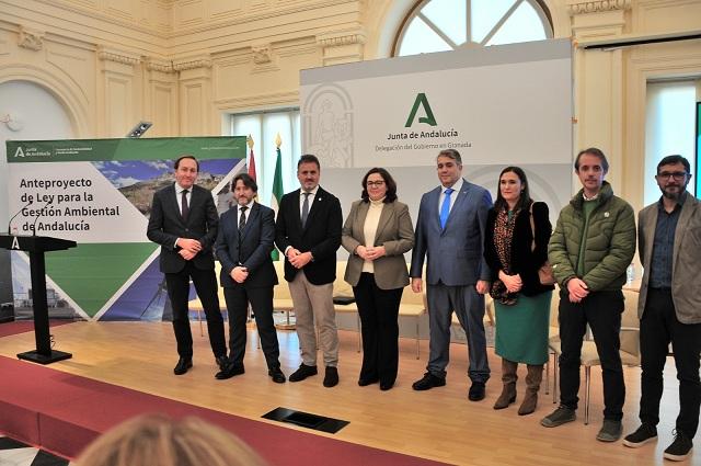 Presentación del anteproyecto de la nueva normativa ambiental. 