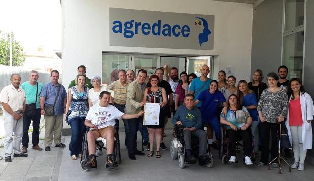 El homenaje a los voluntarios de Granada. 