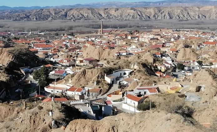 Vista de Benalúa, uno de los municipios con abundancia de casas cueva. 