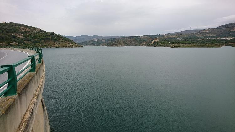 Embalse de Béznar, el de mejor estado de la provincia, a más del 80% de su capacidad.