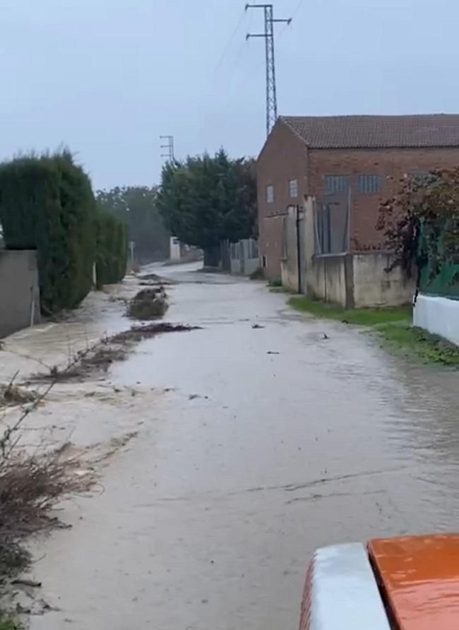 Zona de cortijos en Santa Fe, donde se ha activado el plan de emergencias. 