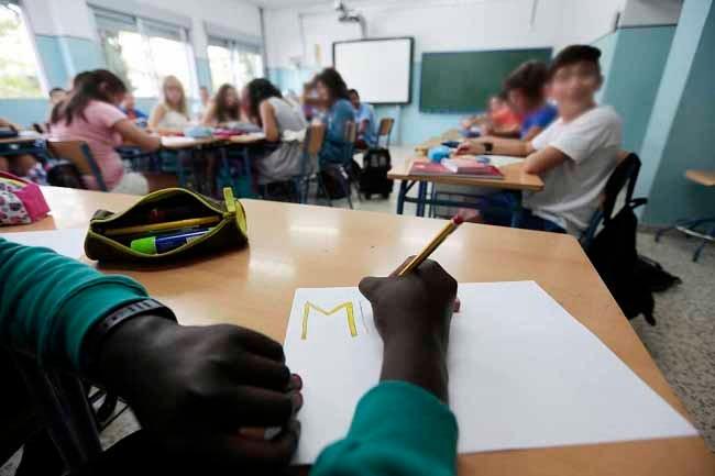 Una clase en un centro público de la capita granadina.