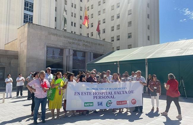 Protesta en el Hospital Virgen de las Nieves. 