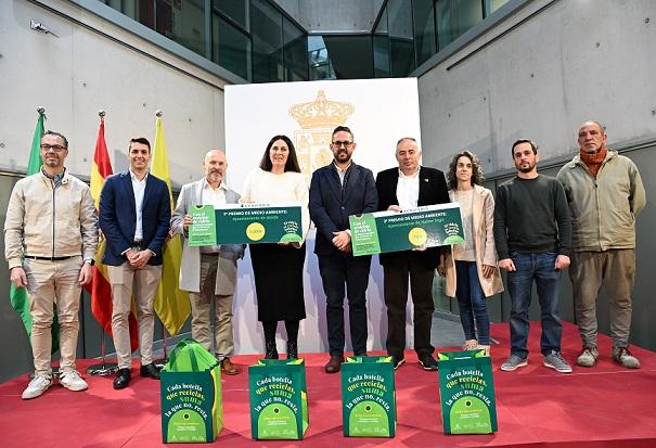 Entrega de premios de la última campaña de fomento del reciclaje de vidirio.