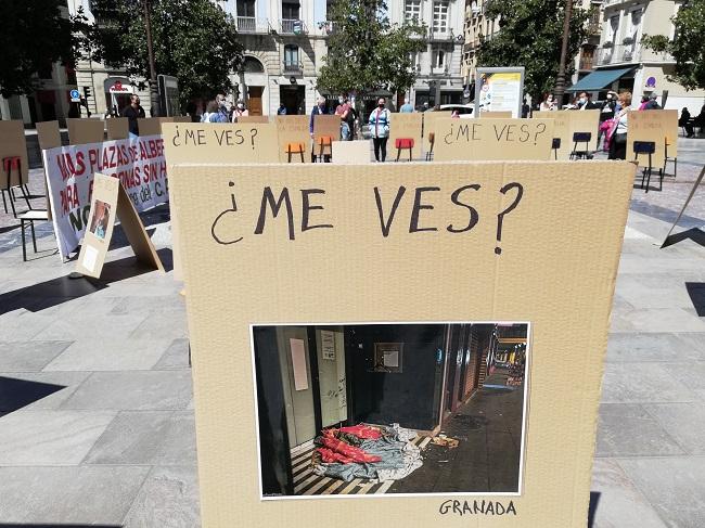 Detalle de una exposición para llamar la atención sobre las personas sin hogar.