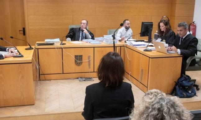 El juez, durante el juicio a Juana Rivas. 