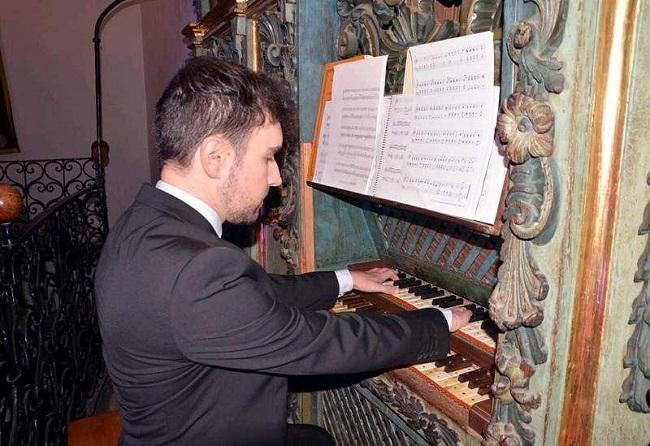 El hasta ahora organista de la Catedral de León, el accitano Francisco Javier Jiménez Martínez.