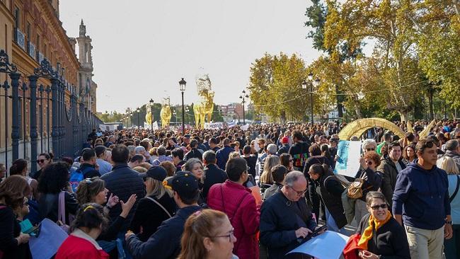 Personas que han participado en la convocatoria del CERMI en Sevilla. 