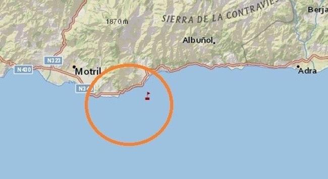 Mapa difundido en redes sociales por Salvamento Marítimo sobre el lugar del rescate de dos personas en kayaks.