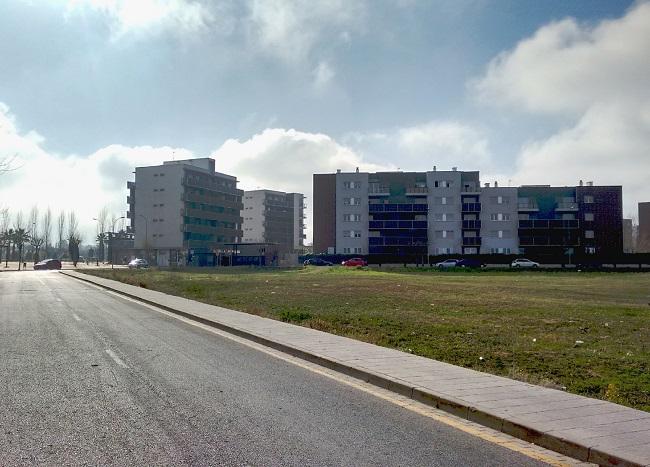 Solar en el que se construirá el colegio.