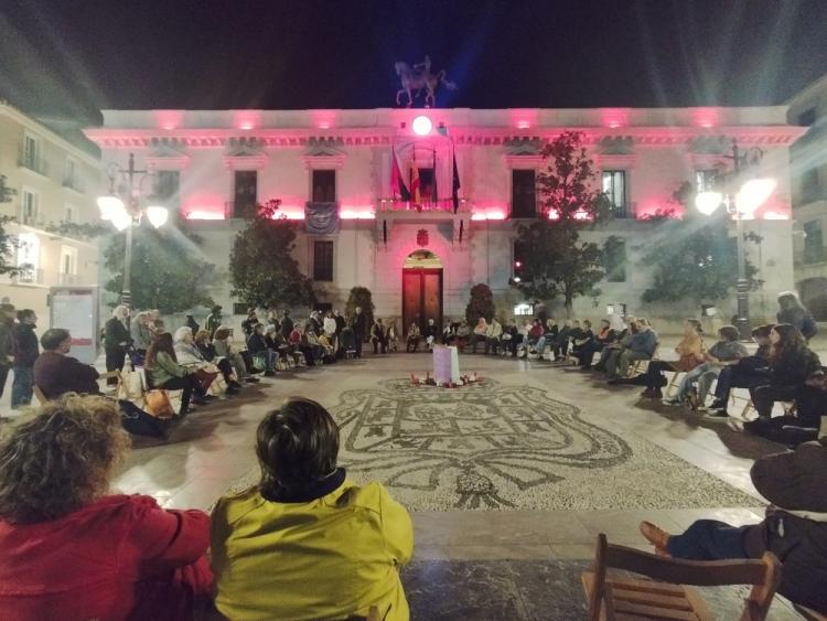 La Plaza del Carmen acogió una nueva acción de protesta de La calle mata.