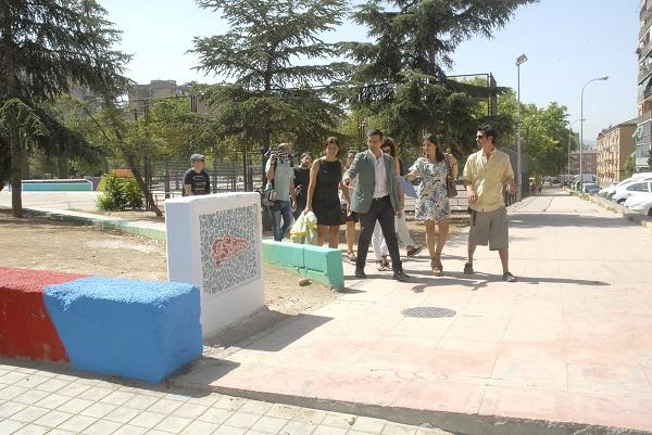 El alcalde, durante la visita al Parque 28 de Febrero.