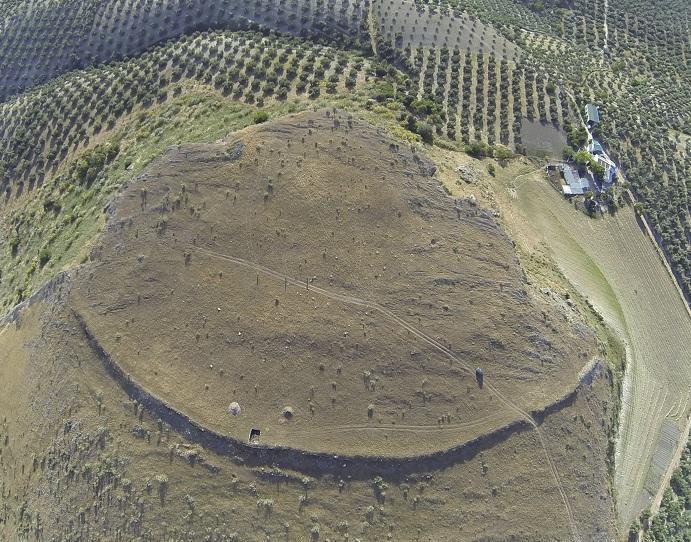 Vista aérea del asentamiento, que ocupa tres hectáreas amuralladas. 