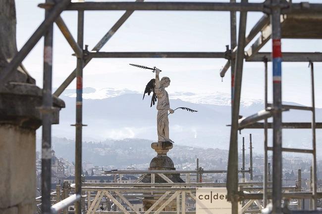 Andamios en la Catedral de Granada.