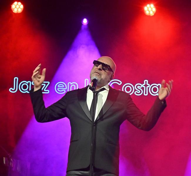 Mario Biondi cerró el Jazz en la Costa.