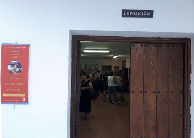 La Sala Multiusos de Cástaras acoge la exposlición 'Tres pintores en Cástaras"