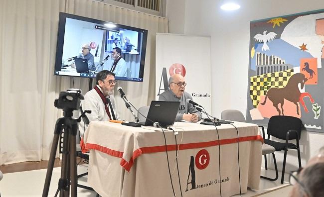 Nicolás Medina y Álvaro Salvador, en el Ateneo.