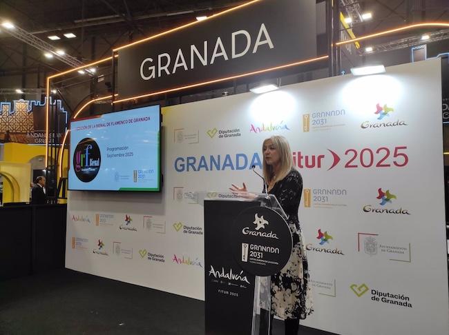 Patricia del Pozo en la presentación de la Bienal de Flamenco de Granada en Fitur 2025.