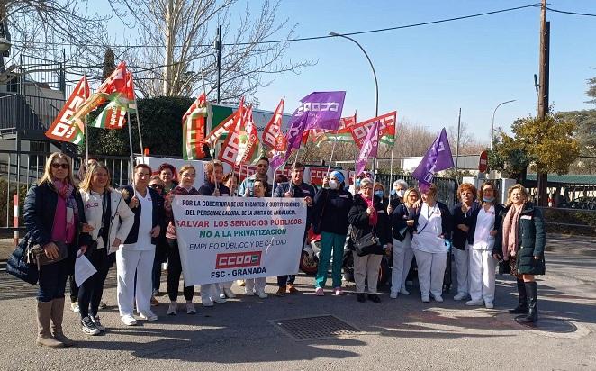 Movilización sindical este jueves frente a la residencia. 