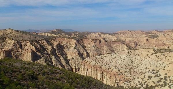 Badlands de Gorafe, uno de los tesoros del Geoparque de Granada. 