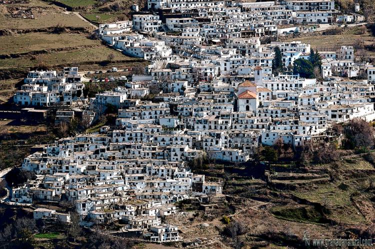  Pueblos de España que merecen ser visitados - Página 4 Capileira_granadanatural