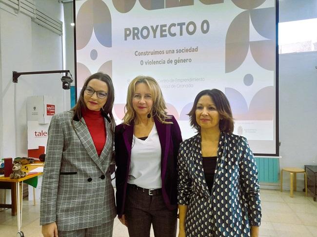 Mar Venegas, Ana Buljadón y Encarnación González, durante la cumbre Proyecto 0.