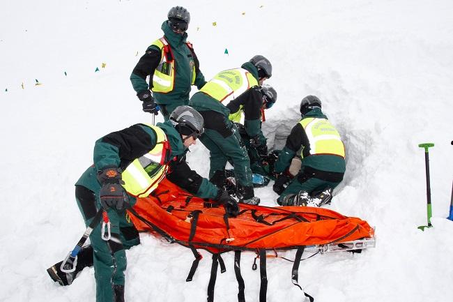 Imagen del simulacro tras avalancha desarrollado en Sierra Nevada. 