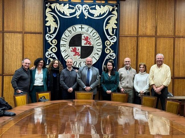 El acuerdo se ha materializado en los últimos días de enero en una reunión mantenida en la Universidad de Alcalá.