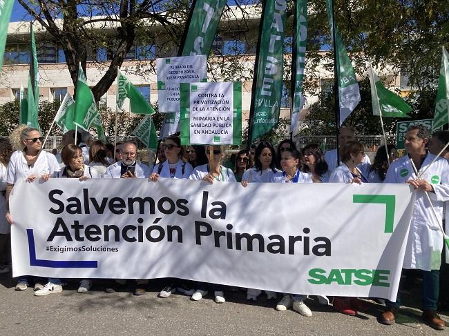 Satse Granada, en una de sus reivindicaciones.