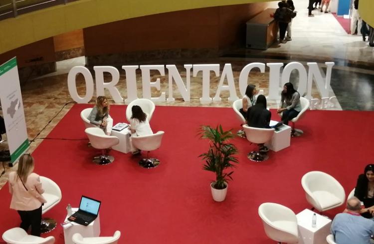 Espacio dedicado a la orientación laboral en una edición anterior de la feria. 