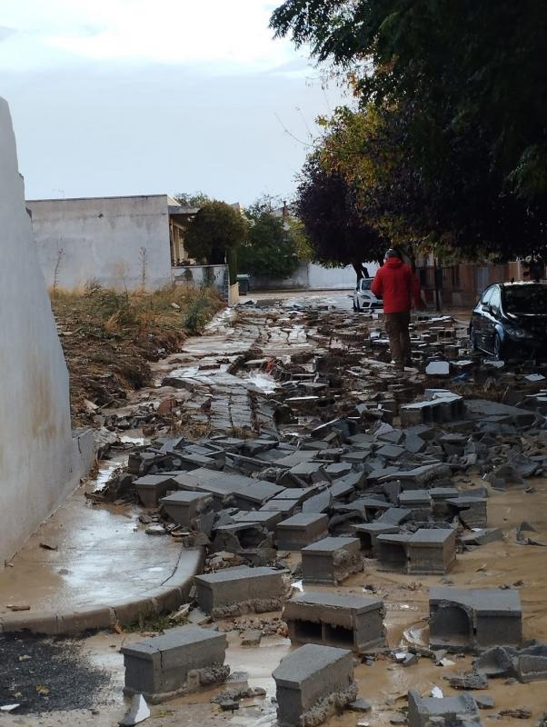 Destrozos en Guadahortuna.