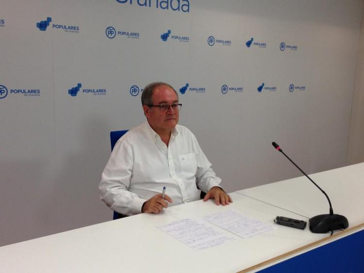 Antonio Ayllón, en rueda de prensa.