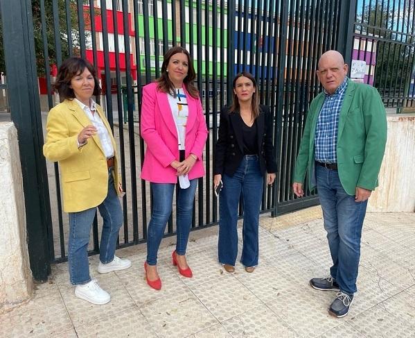 Belén Porcel, junto a las diputadas andaluzas Olga Manzano y María ängeles Prieto y el también diputado Gerardo Sánchez, en una imagen de archivo.