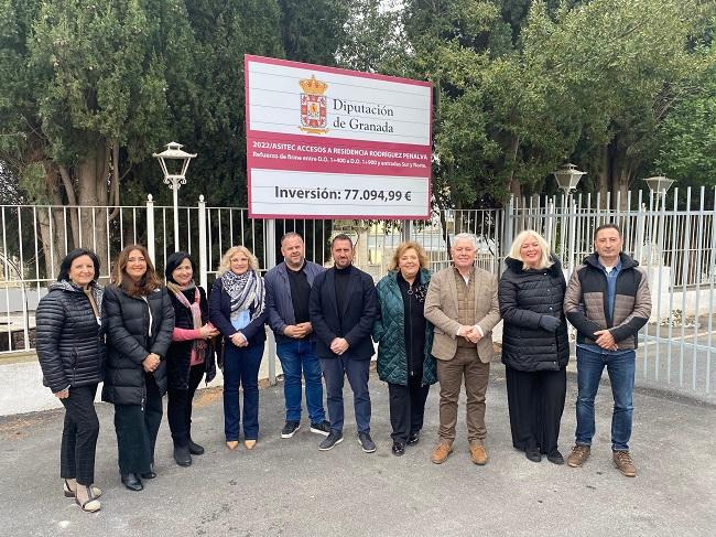 El grupo socialista, en la residencia Rodríguez Penalva de Huéscar.