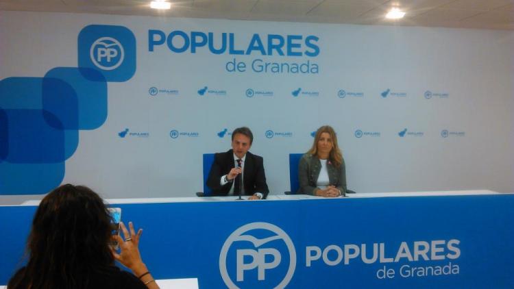 Fuentes y Martín, en rueda de prensa. 