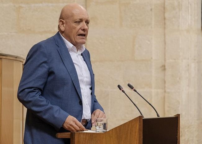 Gerardo Sánchez en una intervención en el Parlamento.