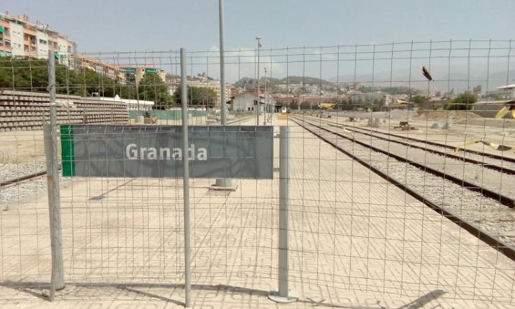 Granada, un páramo ferroviario desde hace dos años.