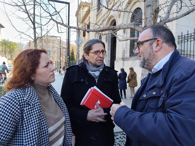 Mari Carmen Pérez, Francisco Sierra y Francisco Puentedura. 