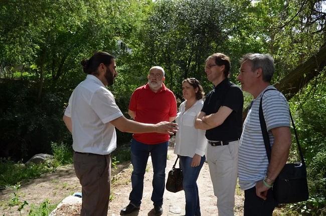 Visita de la delegación de IU a Monachil.