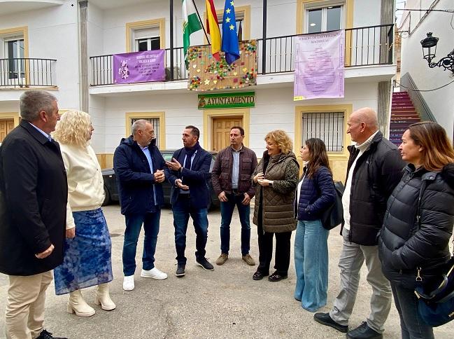 Los diputados provinciales, en su visita a Marchal. 