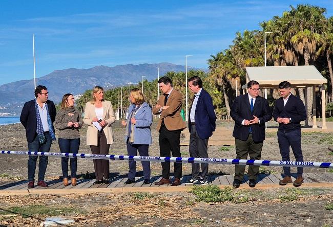 Cargos del PP, este martes en Playa Granada. 