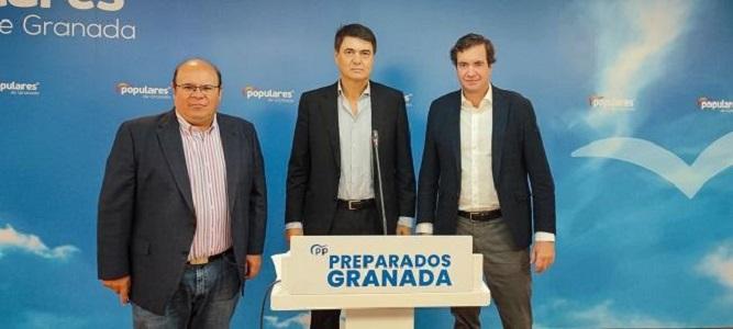 Carlos Rojas y Pablo Hispán, que repiten al Congreso, junto a José Antonio Robles, del que el PP prescinde en sus listas.