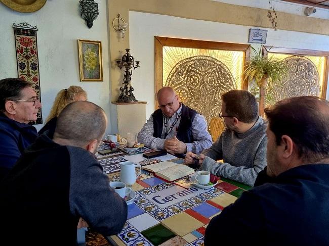 Imagen del encuentro con los representantes del comité de empresa. 