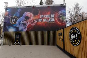 El planetario se ha instalado junto a la Fuente de las Granadas.