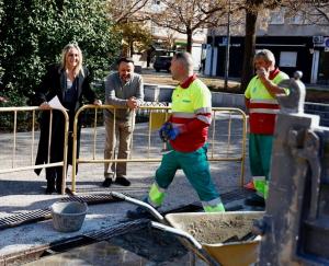 Visita a obras de reforma en la calle Palencia del Zaidín. 