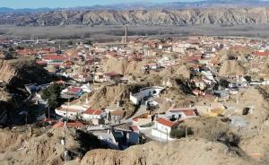 Vista de Benalúa, uno de los municipios con abundancia de casas cueva. 