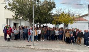 Vecinos de Casanueva exigen a la Junta que corrija la deficitaria atención primaria en el municipio.