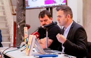 Antonio Castellón, en una imagen de archivo de la presentación de su libro en Granada.